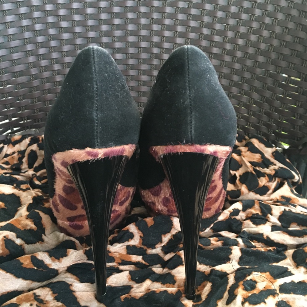 Leopard Platform Heels - Picture 4 of 4